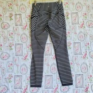 Athleta Contender 7/8 Tights Black White Striped‎ Pockets Women's Size XSmall